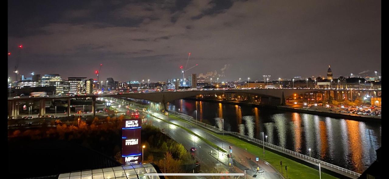 The Heights - River And City View Apartment Glasgow Exterior foto